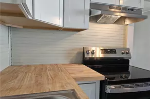 209 Triangle Pl, Fayetteville, NC 28312 - Photo 10