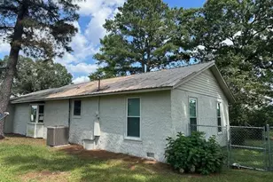 997 Balfour Rd, Red Springs, NC 28377 - Photo 6