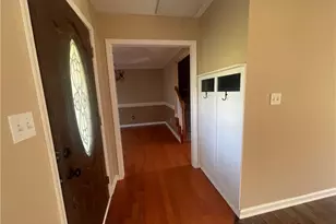 6617 Valley Falls Rd, Hope Mills, NC 28348 - Photo 4