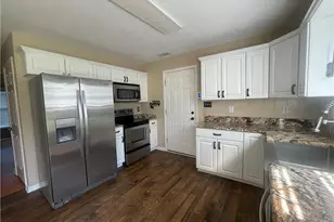 6617 Valley Falls Rd, Hope Mills, NC 28348 - Photo 10