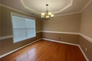 6617 Valley Falls Rd, Hope Mills, NC 28348 - Photo 16