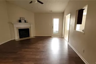 409 Lewis Clark Dr, Hope Mills, NC 28348 - Photo 6