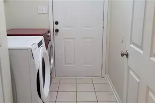 409 Lewis Clark Dr, Hope Mills, NC 28348 - Photo 12