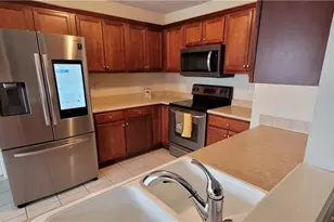 409 Lewis Clark Dr, Hope Mills, NC 28348 - Photo 10