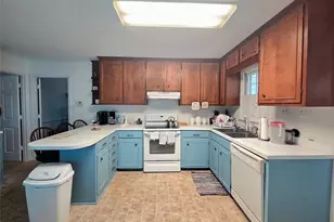 202 E 19th St, Lumberton, NC 28358 - Photo 8