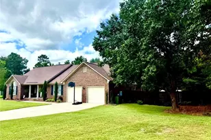 726 Foxcroft Dr, Fayetteville, NC 28311 - Photo 4