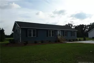 273 E Poplar St, Bladenboro, NC 28320 - Photo 20