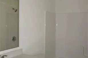 273 E Poplar St, Bladenboro, NC 28320 - Photo 14