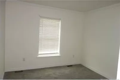 273 E Poplar Street, Bladenboro, NC 28320 - Photo 16