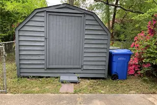 1939 Ireland Dr, Fayetteville, NC 28304 - Photo 36