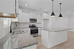 315 Baymeadow Bnd, Lumberton, NC 28358 - Photo 18