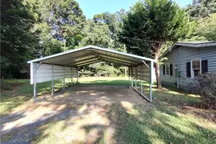 53 Old E C Womack Rd, Sanford, NC 27330 - Photo 6