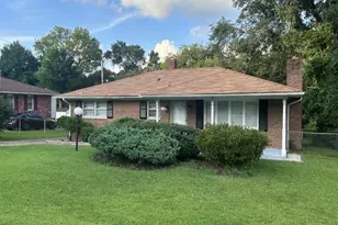 1702 Edgecombe Ave, Fayetteville, NC 28301 - Photo 2