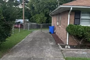 1702 Edgecombe Ave, Fayetteville, NC 28301 - Photo 4