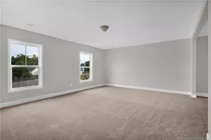 700 Schult Dr, Fayetteville, NC 28314 - Photo 24