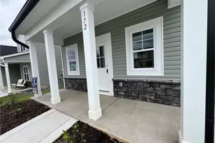 172 London Dr, Raeford, NC 28376 - Photo 2