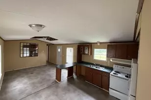 2828 Chimeny Brooke Rd, Fayetteville, NC 28312 - Photo 4