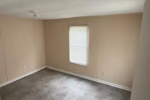 2828 Chimeny Brooke Rd, Fayetteville, NC 28312 - Photo 10