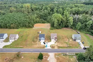 5518 Tolarsville Rd, Saint Pauls, NC 28384 - Photo 38