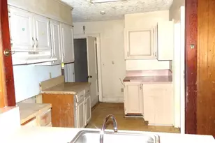 214 S Windsor Dr, Fayetteville, NC 28301 - Photo 6