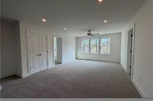 78 Graduate Ct, Spring Lake, NC 28390 - Photo 8