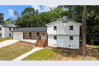 2706 Fordham Drive, Fayetteville, NC 28304 - Photo 2