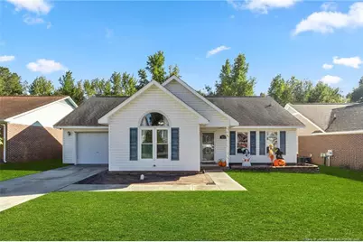 5917 Bloomsbury Drive, Fayetteville, NC 28306 - Photo 2