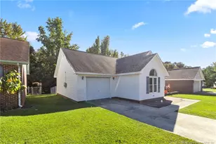 5917 Bloomsbury Dr, Fayetteville, NC 28306 - Photo 4