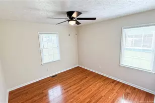 2975 Crystal Ln, Lumberton, NC 28358 - Photo 20