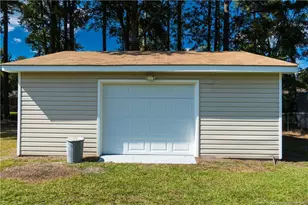 2975 Crystal Ln, Lumberton, NC 28358 - Photo 8