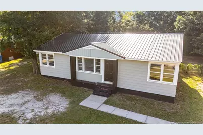 821 Sandalwood Drive, Fayetteville, NC 28304 - Photo 4