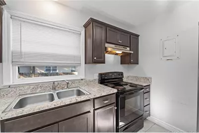 821 Sandalwood Drive, Fayetteville, NC 28304 - Photo 20