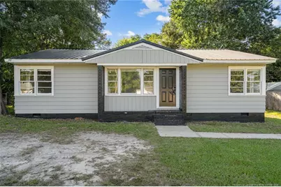 821 Sandalwood Drive, Fayetteville, NC 28304 - Photo 1