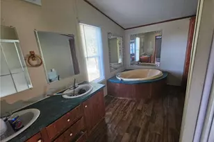 8005 Twisted Oaks Dr, Fayetteville, NC 28312 - Photo 12