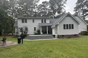 200 Londonderry Dr, Lumberton, NC 28358 - Photo 4