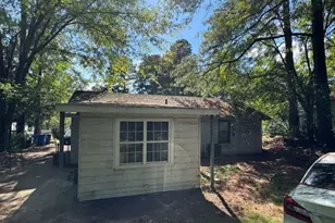 1760 Bridger St, Fayetteville, NC 28301 - Photo 2