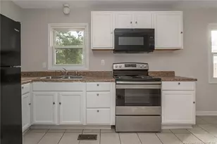 5475 Lazybrook Ct, Fayetteville, NC 28314 - Photo 10