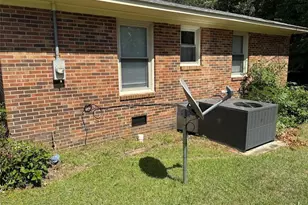 7205 Godfrey Dr, Fayetteville, NC 28303 - Photo 24