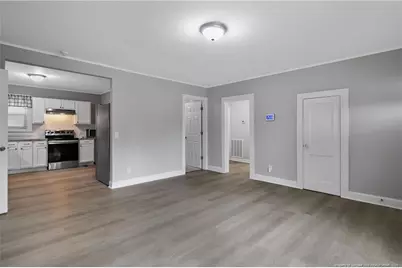 128 W Circle Court, Fayetteville, NC 28301 - Photo 8