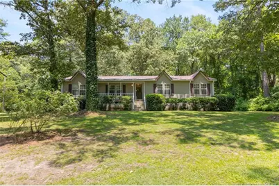 21621 Old Maxton Road, Maxton, NC 28364 - Photo 2