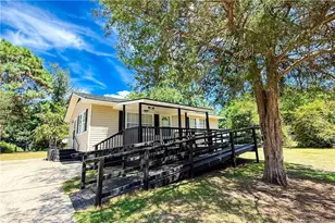 666 Jacobs Rd, Maxton, NC 28364 - Photo 1