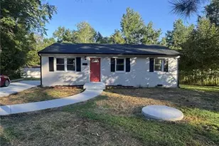 816 W Rose St, Sanford, NC 27330 - Photo 1