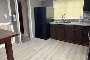 1017 Henderson Ave, Fayetteville, NC 28301 - Photo 4