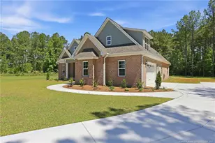 509 Autumn Leaf Ct, Lumberton, NC 28358 - Photo 4