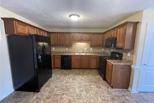 5234 Woodpecker Dr, Hope Mills, NC 28348 - Photo 6