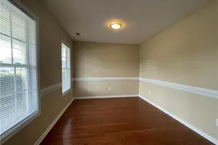 5234 Woodpecker Dr, Hope Mills, NC 28348 - Photo 2