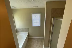 5234 Woodpecker Dr, Hope Mills, NC 28348 - Photo 12