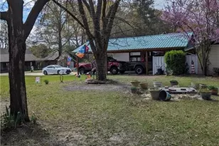 106 S Wilkinson Dr, Saint Pauls, NC 28384 - Photo 2