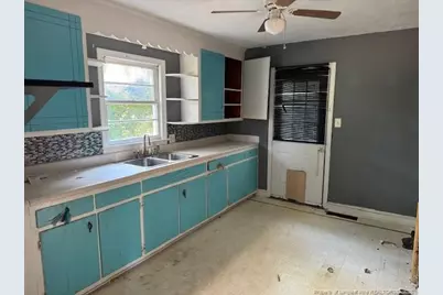 4909 Walnut Drive, Fayetteville, NC 28304 - Photo 12