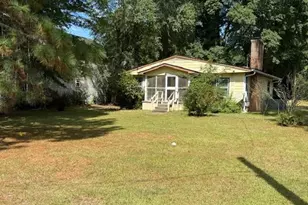 435 W Connecticut Ave, Southern Pines, NC 28387 - Photo 2